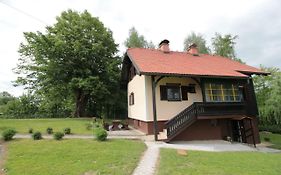 Holiday Home Winzerhaus Eva